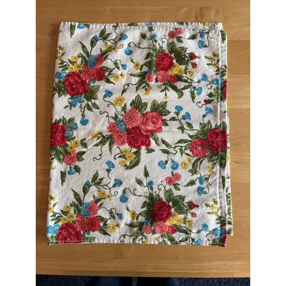 Pioneer Woman Dish towels Sweet Rose And Checkered Discontinued Pattern